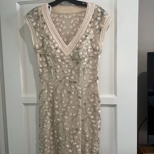 Sue Wong Ivory/Beige  Cocktail Dress, V-neck size 4